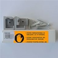 OPHANGSET T.B.V. PRIKBORD SMIT VISUAL